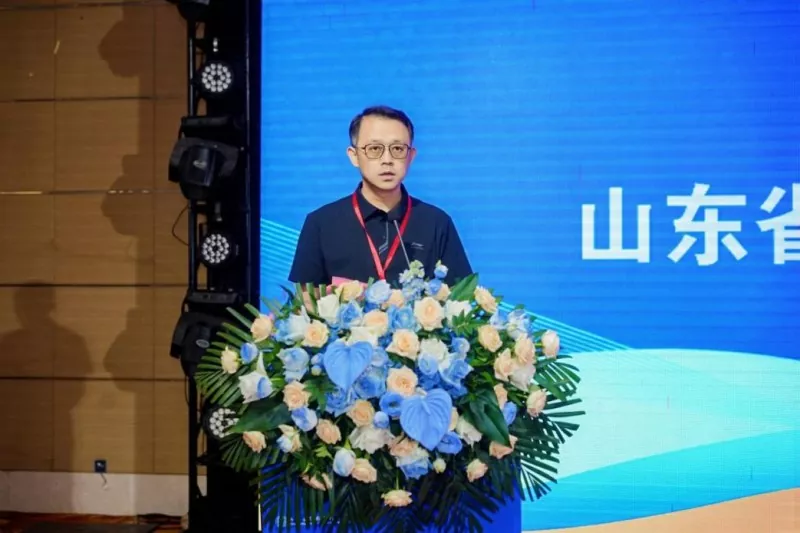 Fokus kana Pangwangunan Global: Asosiasi Industri Struktur Baja Shandong Hasil Ngalaksanakeun Konperénsi Pertukaran Pangalaman ngeunaan Internasionalisasi Industri