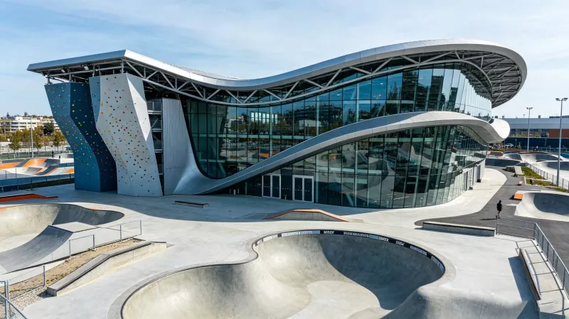 Struktur baja komprehensif ekstrim olahraga Center