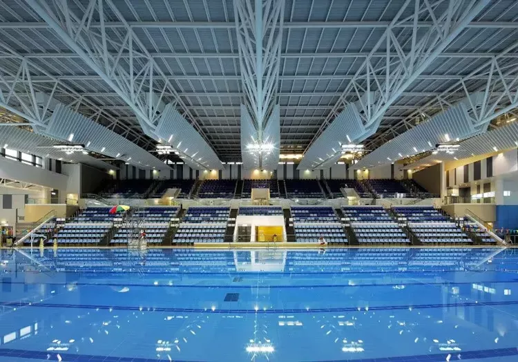 Struktur baja Natatorium