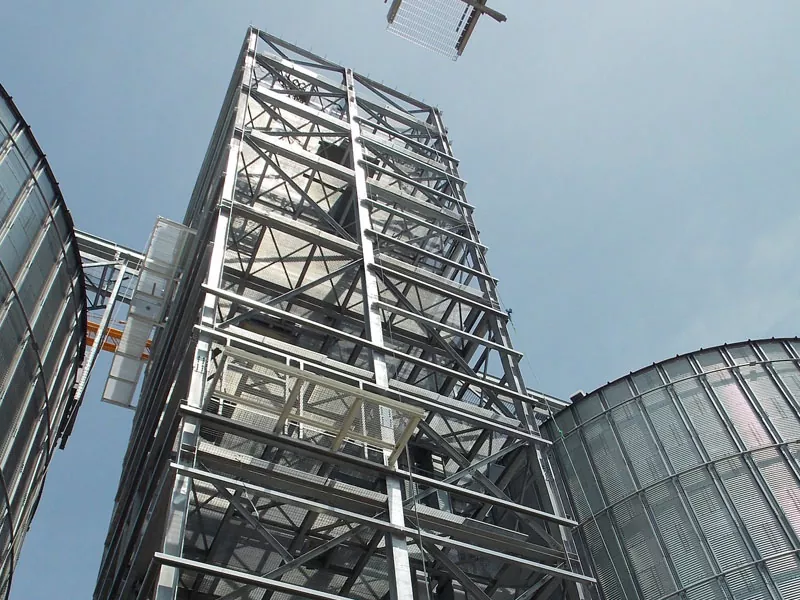 Baja Struktur Tower